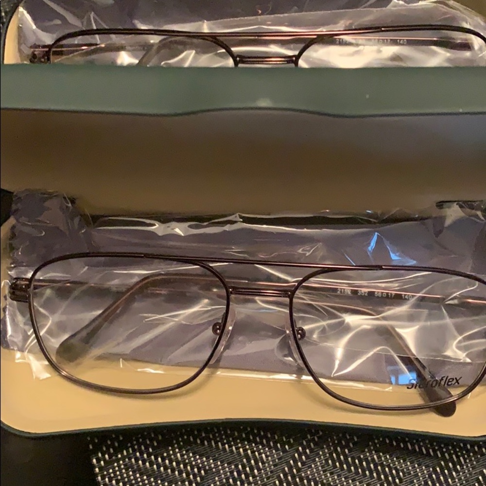 Eyeglasses